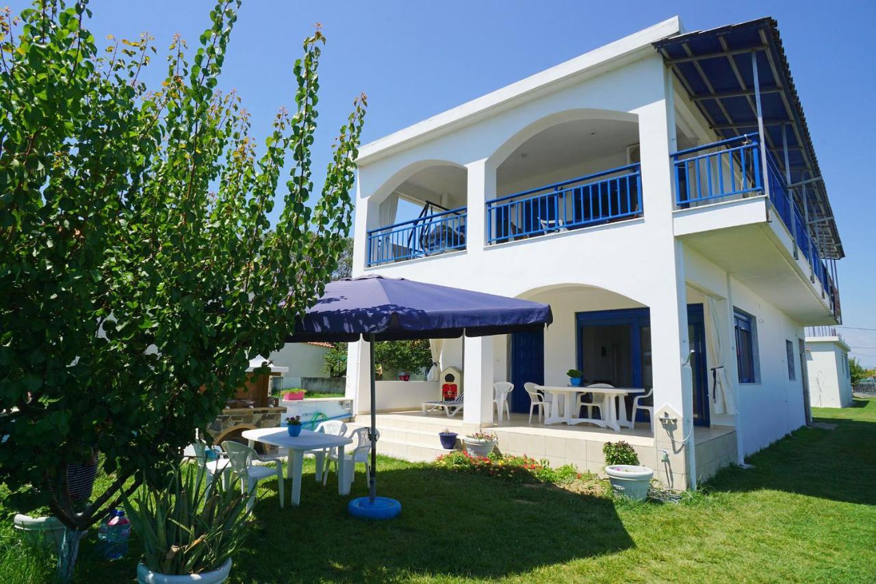 Dolphins House Villa Paralia Avdhiron Eksteriør billede