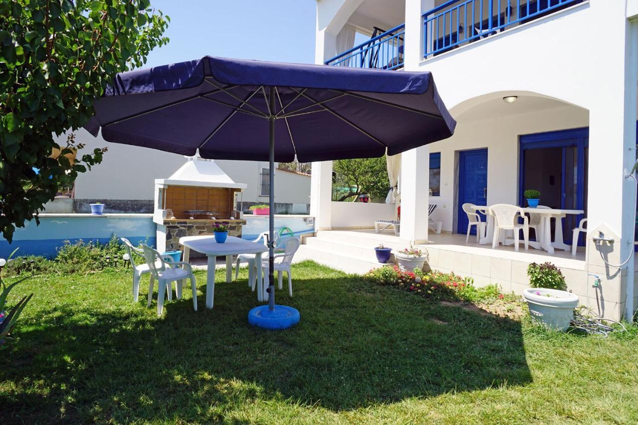 Dolphins House Villa Paralia Avdhiron Eksteriør billede